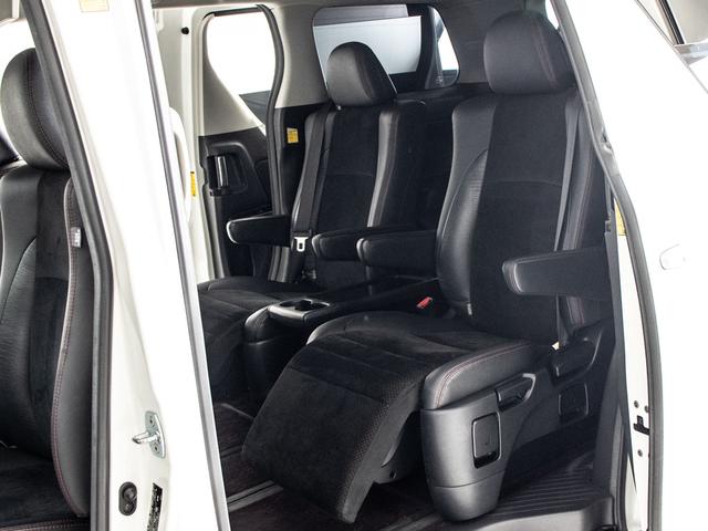 ヴェルファイア 2.4Z ゴールデンアイズ (禁煙車)(エンジン対策済)(後席モニター)(両側自動ドア)パワーバックドア/純正HDDナビ/バックカメラ/クルーズコントロール/クリアランスソナー/コンビハンドル/専用黒ハーフレザーシート/(25枚目)