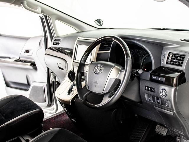 ヴェルファイア 2.4Z ゴールデンアイズ (禁煙車)(エンジン対策済)(後席モニター)(両側自動ドア)パワーバックドア/純正HDDナビ/バックカメラ/クルーズコントロール/クリアランスソナー/コンビハンドル/専用黒ハーフレザーシート/(31枚目)