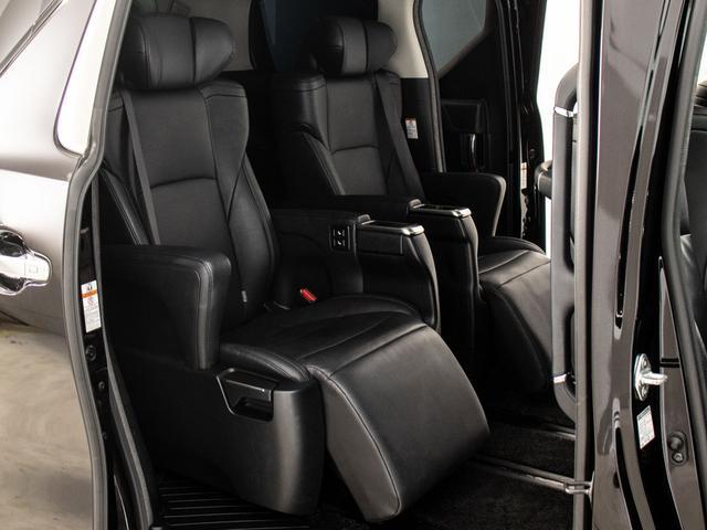 ヴェルファイア ２．５Ｚ　Ｇエディション　（禁煙ワンオーナー車）（点検記録簿７枚）（サンルーフ）（冷暖房黒革）エグゼクティブシート／トヨタセーフティセンス／３眼ＬＥＤヘッドライト／純正９型ナビ／後席モニター／両側自動ドア／パワーバックドア／（25枚目）