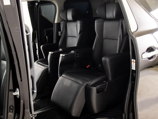 ヴェルファイア ２．５Ｚ　Ｇエディション　（禁煙ワンオーナー車）（点検記録簿７枚）（サンルーフ）（冷暖房黒革）エグゼクティブシート／トヨタセーフティセンス／３眼ＬＥＤヘッドライト／純正９型ナビ／後席モニター／両側自動ドア／パワーバックドア／（26枚目）
