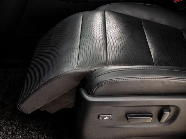 ヴェルファイア ２．５Ｚ　Ｇエディション　（禁煙ワンオーナー車）（点検記録簿７枚）（サンルーフ）（冷暖房黒革）エグゼクティブシート／トヨタセーフティセンス／３眼ＬＥＤヘッドライト／純正９型ナビ／後席モニター／両側自動ドア／パワーバックドア／（42枚目）