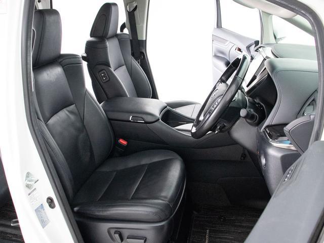 ヴェルファイア ２．５Ｚ　Ｇエディション　（禁煙車）（モデリスタエアロ）（トヨタセーフティセンス）（サンルーフ）黒合皮エグゼクティブシート／１０インチ大画面ナビ／後席モニター／両側電動スライドドア／パワーバックドア／３眼ＬＥＤヘッドライト（24枚目）