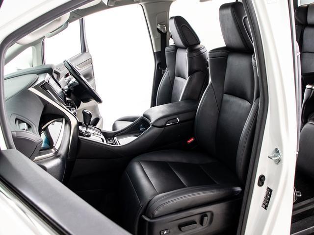 アルファード ２．５Ｓ　Ｃパッケージ　（禁煙車）（モデリスタエアロ）（トヨタセーフティセンス）（後席モニター）黒合皮エグゼクティブシート／ヒート＆エアシート／両側電動スライドドア／パワーバックドア／３眼ＬＥＤヘッドライト／バックカメラ／（24枚目）