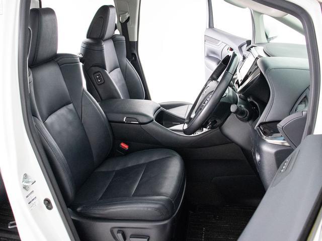 アルファード ２．５Ｓ　Ｃパッケージ　（禁煙車）（サンルーフ）（モデリスタフルエアロ）（冷暖房黒革）純正９型ナビ／後席モニター／トヨタセーフティセンス／踏み間違い防止装置／３眼ＬＥＤヘッドライト／両側自動ドア／パワーバックドア／（24枚目）