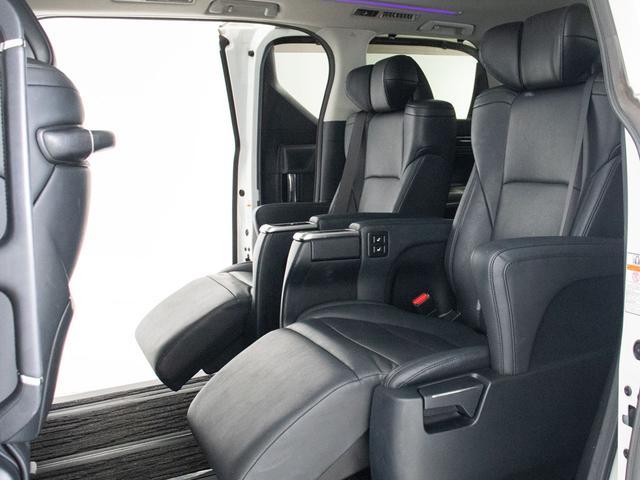 アルファード ２．５Ｓ　Ｃパッケージ　（禁煙車）（サンルーフ）（モデリスタフルエアロ）（冷暖房黒革）純正９型ナビ／後席モニター／トヨタセーフティセンス／踏み間違い防止装置／３眼ＬＥＤヘッドライト／両側自動ドア／パワーバックドア／（27枚目）