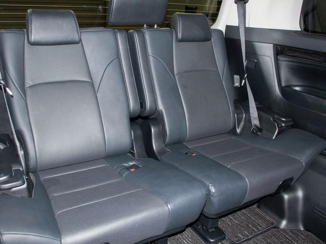 アルファード ２．５Ｓ　Ｃパッケージ　（禁煙車）（サンルーフ）（モデリスタフルエアロ）（冷暖房黒革）純正９型ナビ／後席モニター／トヨタセーフティセンス／踏み間違い防止装置／３眼ＬＥＤヘッドライト／両側自動ドア／パワーバックドア／（28枚目）