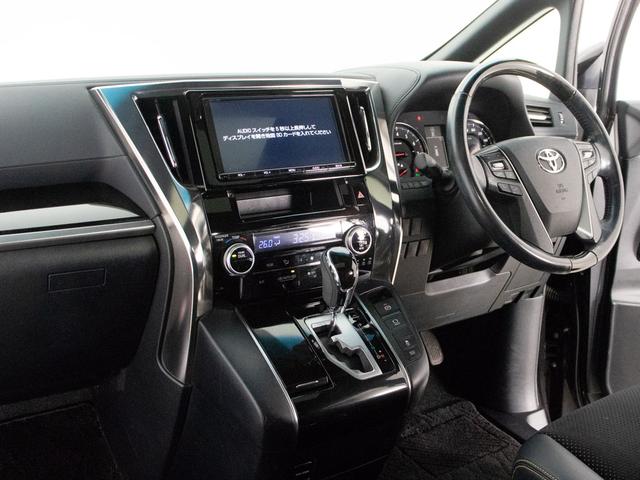 ヴェルファイア ２．５Ｚ　Ａエディション　ゴールデンアイズ　（禁煙車）（サンルーフ）（純正９型ナビ）（後席モニター）前車追従レーダークルーズ／衝突被害軽減ブレーキ／踏み間違い防止装置／両側自動ドア／パワーバックドア／ＡＣ１００Ｖ電源／専用黒ハーフレザーシート／（38枚目）