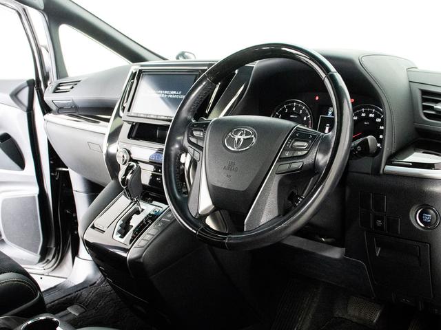 ヴェルファイア ２．５Ｚ　Ａエディション　ゴールデンアイズ　（禁煙車）（サンルーフ）（純正９型ナビ）（後席モニター）前車追従レーダークルーズ／衝突被害軽減ブレーキ／踏み間違い防止装置／両側自動ドア／パワーバックドア／ＡＣ１００Ｖ電源／専用黒ハーフレザーシート／（39枚目）