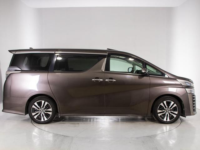 ヴェルファイア ２．５Ｚ　Ｇエディション　（サンルーフ）（冷暖房黒革）（純正１０型ナビ）（後席モニター）エグゼクティブシート／トヨタセーフティセンス／両側自動ドア／パワーバックドア／ＡＣ１００Ｖ電源／クリアランスソナー／シートメモリー／（13枚目）