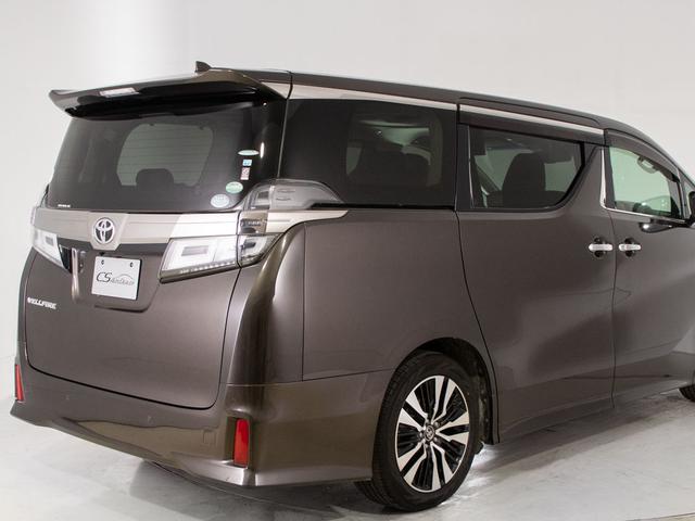 ヴェルファイア ２．５Ｚ　Ｇエディション　（サンルーフ）（冷暖房黒革）（純正１０型ナビ）（後席モニター）エグゼクティブシート／トヨタセーフティセンス／両側自動ドア／パワーバックドア／ＡＣ１００Ｖ電源／クリアランスソナー／シートメモリー／（18枚目）