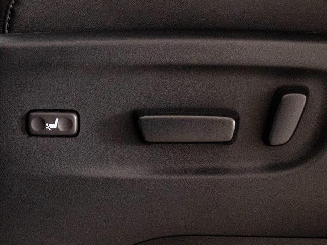 �p���[�V�[�g�����I�V�[�g�㉺��`���g�ȂǁA�V�[�g�ʒu�̔��������d���ŉ\�ƂȂ�܂��I