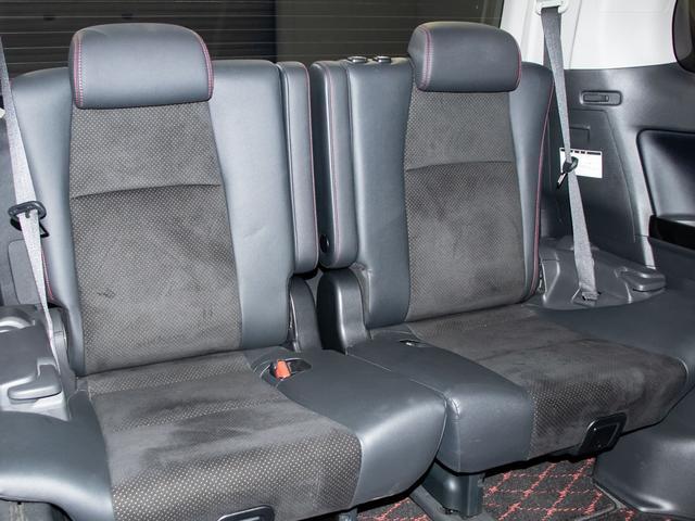 ヴェルファイア ２．４Ｚ　ゴールデンアイズ　（禁煙車）（後席モニター）（両側自動ドア）（パワーバックドア）特別仕様車／専用黒ハーフレザーシート／純正ＨＤＤナビ／バックカメラ／クルーズコントロール／クリアランスソナー／コンビハンドル／（28枚目）