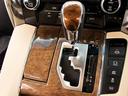 運転席と助手席のエアコン温度をそれぞれ変えられるデュアル式エアコン搭載!!