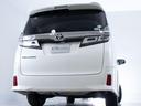 ２．５Ｚ　Ｇエディション　（サンルーフ）（純正１０型ナビ）（後席モニター）（冷暖房黒革）エグゼクティブシート／トヨタセーフティセンス／デジタルインナーミラー／ＢＳＭ／踏み間違え防止装置／両側自動ドア／パワーバックドア／（17枚目）