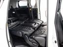 ２．４Ｚ　（禁煙車）（８人乗りフルフラットシート）（両側電動スライドドア）（後席モニター）黒革調シートカバー／クリアランスソナー／バックカメラ／Ｂｌｕｅｔｏｏｔｈ接続／フルセグＴＶ／ＨＩＤヘッドライト／ＥＴＣ（28枚目）