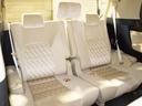 3列目シートも広々とした空間を御用意!!シートアレンジにて快適スペースを作る事も可能となります!!アレンジパターンも豊富でまさにドライバー思考のお車です!!
