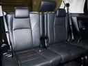 ３列目シートも広々とした空間を御用意！！シートアレンジにて快適スペースを作る事も可能となります！！アレンジパターンも豊富でまさにドライバー思考のお車です！！