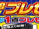 　平ボディ　３方開　標準幅　ＳＴＤ　積載量２ｔ　５ｔ限定免許対応車　衝突被害軽減ブレーキ　バックカメラ　ＥＺＧＯ　サイドアシストガード　ＬＥＤライト　ＬＥＤフォグ　助手席側電格ミラー　キーフリーシステム（51枚目）