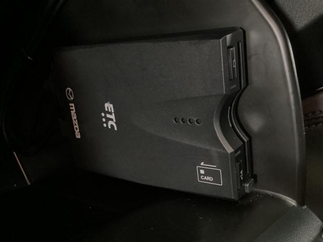 ＣＸ－８ ２．５　２５Ｓ　スマート　エディション　マツダコネクトナビ　ＥＴＣ　前後ドライブレコーダー　Ｂｌｕｅｔｏｏｔｈオーディオ　ＭＲＣＣ　前席シートヒーター　キーレスエントリー　ＬＥＤヘッドランプ　オートライト　アドバンストキー　ワンオーナー車（26枚目）