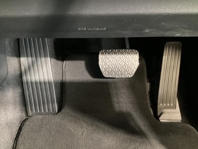 MX-30 2.0 ベーシック モダンコンフィデンスPKG マツダコネクトナビ ETC2.0 前後ドラレコ レーダーブレーキ スマキー Etc 盗難防止装置 レーンキープアシスト ACC ナビTV Sヒーター PWシート(34枚目)