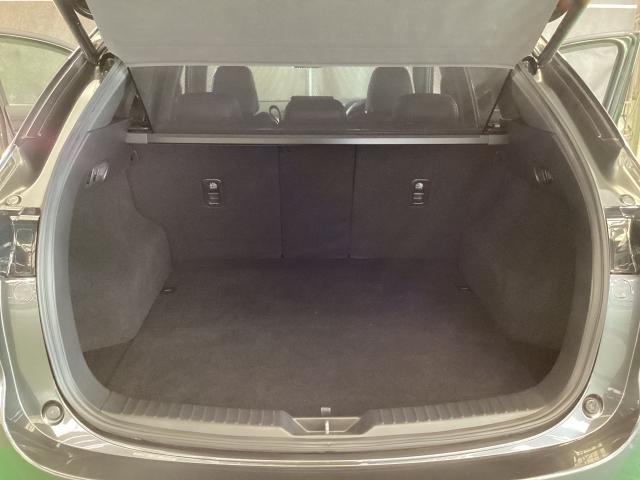 ＣＸ－５ ２．２　ＸＤ　エクスクルーシブ　モード　ディーゼルターボ　マツダコネクトナビ　ＥＴＣ　３６０度カメラ　１オーナー車　地デジ　レーンキープ　盗難防止装置　本革シート　Ｂｌｕｅｔｏｏｔｈ対応　キーレス　記録簿　ＬＥＤ　クリアランスソナー　ＵＳＢ　オートＬＥＤ（11枚目）