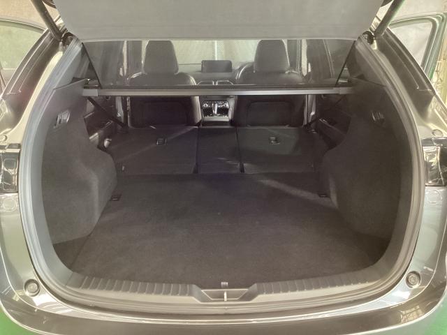 ＣＸ－５ ２．２　ＸＤ　エクスクルーシブ　モード　ディーゼルターボ　マツダコネクトナビ　ＥＴＣ　３６０度カメラ　１オーナー車　地デジ　レーンキープ　盗難防止装置　本革シート　Ｂｌｕｅｔｏｏｔｈ対応　キーレス　記録簿　ＬＥＤ　クリアランスソナー　ＵＳＢ　オートＬＥＤ（12枚目）