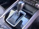 アクセルペダルを踏み込む量や速さに応じて変速パターンを最適制御し、人馬一体の運転感覚を発揮してくれる６速オートマ！