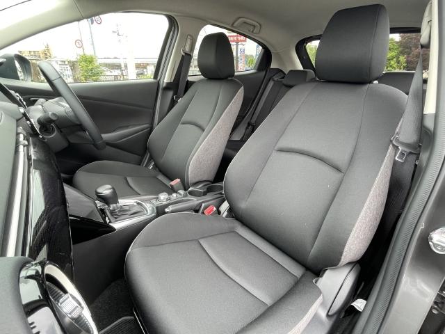 ＭＡＺＤＡ２ １．５　１５ＢＤ　４ＷＤ　３６０°ビューモニター　地デジチューナー　コーナーセンサー　レーンキープアシスト　Ｂｌｕｅｔｏｏｔｈオーディオ　レーダーブレーキ　ＬＥＤ　ＭＲＣＣ　ＥＴＣ　アイドリングストップ　フルセグ　オートライト（7枚目）