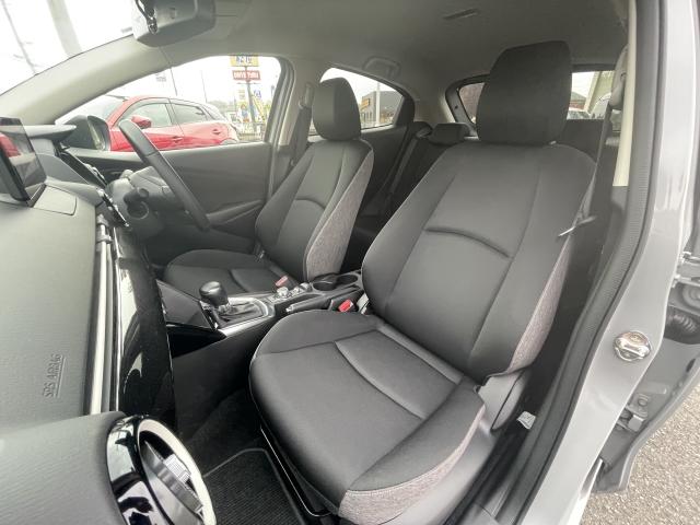 ＭＡＺＤＡ２ １．５　１５ＢＤ　３６０°ビューモニター　地デジチューナー　当社整備代車使用車　車線逸脱警報　スマートキー　ＬＥＤヘッドライト　衝突軽減ブレーキ　全方位カメラ　フルセグ　シートヒーター　ミュージックプレイヤー接続可（7枚目）