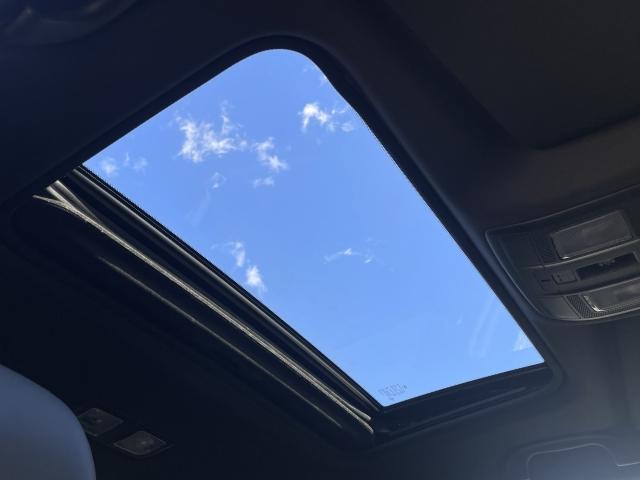 CX-8 2.5 25S ブラックトーン エディション 7人乗り サンルーフ BOSEサウンド 360°ビューモニター 2カメドラレコ ETC付き パノラマカメラ アダプティブクルーズ フルセグテレビ 盗難防止装置 Aライト BTオーディオ 記録簿 ABS(20枚目)