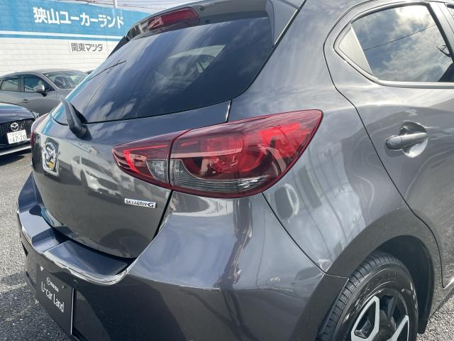 ＭＡＺＤＡ２ １．５　１５ＢＤ　インパネグロスブラック　３６０°セーフティパッケージ　ウォームコンフォートパッケージ　セーフティクルーズパッケージ　パノラマモニタ　ブルートゥース　デモアップ　スマートシティブレーキサポート　ＥＴＣ（24枚目）