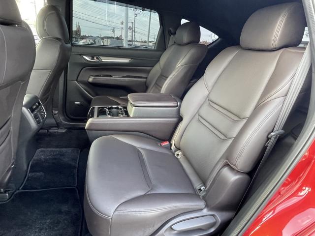 ＣＸ－８ ２．２　ＸＤ　Ｌパッケージ　ディーゼルターボ　６人乗り　ＢＯＳＥサウンドシステム　リアシートモニター　オートリアゲート　定期点検記録簿　ＤＶＤ再生機能　レーンキープ　本革シート　Ｂｌｕｅｔｏｏｔｈ接続　クリアランスソナー　１オーナー　パワーシート（10枚目）