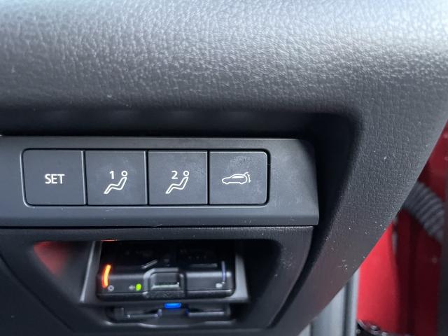 CX-30 2.0 20S ブラックトーンエディション ドライビングポジションサポートパッケージ スマートキー 電動リアゲート ドライブレコーダー クリアランスソナー アイドリングストップ アラウンドビューモニター ワンオーナー オートライト ETC(34枚目)