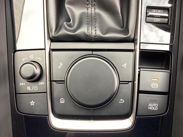 MAZDA3ファストバック 2.0 20S 100周年 特別記念車 赤革 ナビ ETC2.0 ドラレコ 360度ビューモニター スマートブレーキサポート フルセグ 車線逸脱警報 パーキングセンサー ワンオーナー シートヒーター DVD ドラレコ オートライト ETC(22枚目)