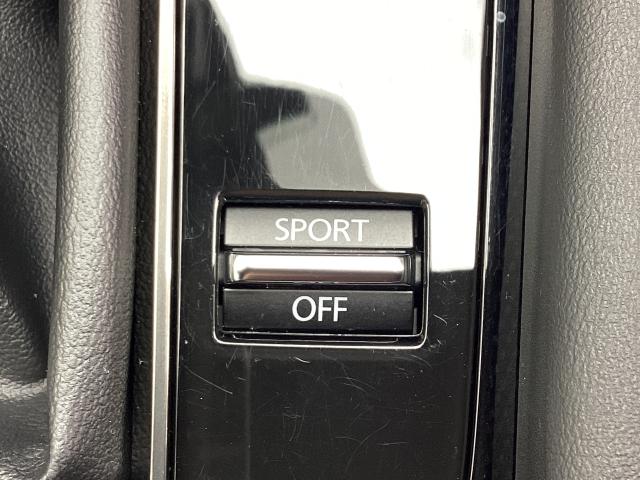 MAZDA3ファストバック 2.0 20S 100周年 特別記念車 赤革 ナビ ETC2.0 ドラレコ 360度ビューモニター スマートブレーキサポート フルセグ 車線逸脱警報 パーキングセンサー ワンオーナー シートヒーター DVD ドラレコ オートライト ETC(27枚目)