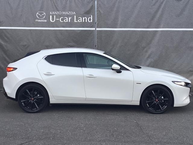 MAZDA3ファストバック 2.0 20S 100周年 特別記念車 赤革 ナビ ETC2.0 ドラレコ 360度ビューモニター スマートブレーキサポート フルセグ 車線逸脱警報 パーキングセンサー ワンオーナー シートヒーター DVD ドラレコ オートライト ETC(39枚目)