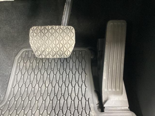 ＣＸ－６０ ３．３　ＸＤハイブリッド　エクスクルーシブ　スポーツ　ディー　３６０°ビューモニター　純正２カメドライブレコーダー　レーンアシスト　ＭＲＣＣ　ドラレコ　本革シート　スマートキー　横滑り防止装置　ミュージックプレイヤー接続可　Ｂｌｕｅｔｏｏｔｈ　ＬＥＤヘッドライト（34枚目）