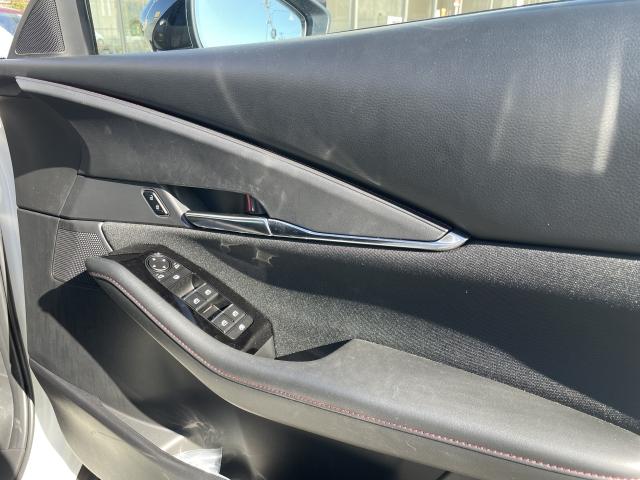 CX-30 2.0 20S ブラック セレクション 360°セーフティパッケージ コンフォートパッケージ パワーシート ブルートゥース パワーリフトゲート フルセグTV シートヒーター(39枚目)