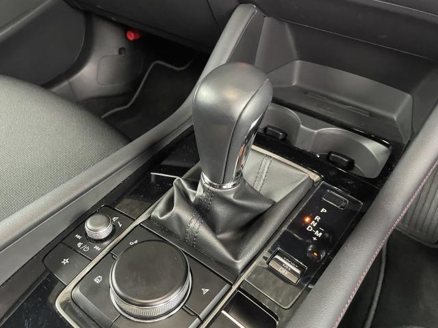 ＭＡＺＤＡ３ファストバック １．５　１５Ｓ　ブラック　セレクション　３６０°セーフティパッケージ　コンフォートパッケージ　シートヒーター　パワーシート　フルセグ　レーダークルーズコントロール　３６０度ビューモニター　ＬＥＤヘッドライト（5枚目）