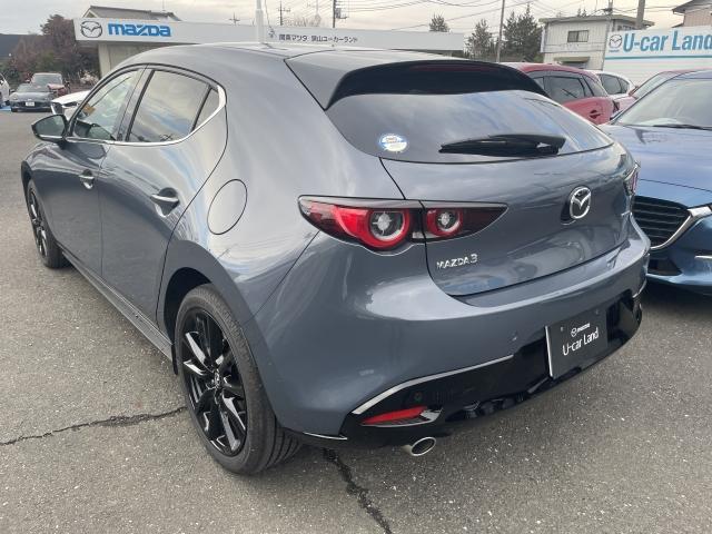 ＭＡＺＤＡ３ファストバック １．５　１５Ｓ　ブラック　セレクション　３６０°セーフティパッケージ　コンフォートパッケージ　シートヒーター　パワーシート　フルセグ　レーダークルーズコントロール　３６０度ビューモニター　ＬＥＤヘッドライト（21枚目）