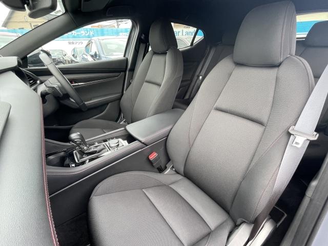ＭＡＺＤＡ３ファストバック １．５　１５Ｓ　ブラック　セレクション　３６０°セーフティパッケージ　コンフォートパッケージ　シートヒーター　パワーシート　フルセグ　レーダークルーズコントロール　３６０度ビューモニター　ＬＥＤヘッドライト（28枚目）