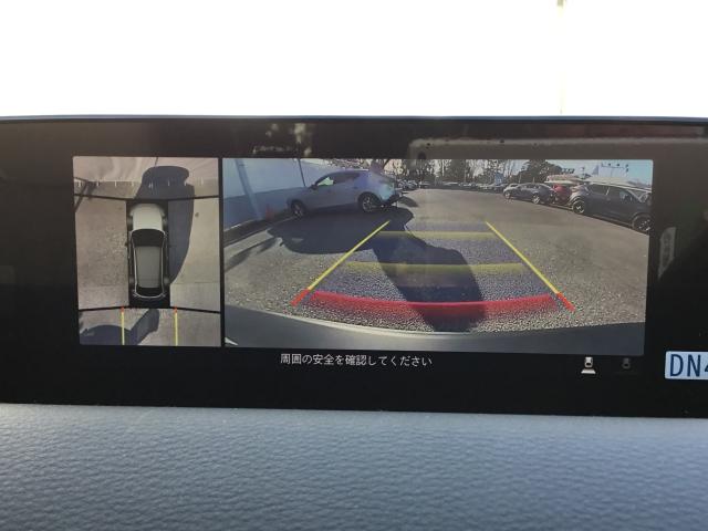 �����ꏊ�ł̒��Ԃ₷��Ⴂ�Ȃǂł��I�m�ȉ^�]����ɖ𗧂R�U�O°�r���[���j�^�[����������Ă��܂��B