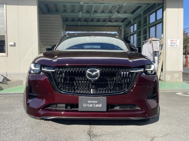 �����̂b�w�V���[�Y�Ɣ�ׁA�c�����ւ̍L��������������t�����g�O�����ɂ���āA�r�t�u�炵�����X�Ƃ����͋�����\�������t�F�C�X�f�U�C���B