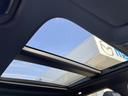 こちらが電動パノラマサンルーフになります。この写真からも開放感が伝わってくると思います！伝わらない場合はぜひご来店いただいて、体感してみてください！