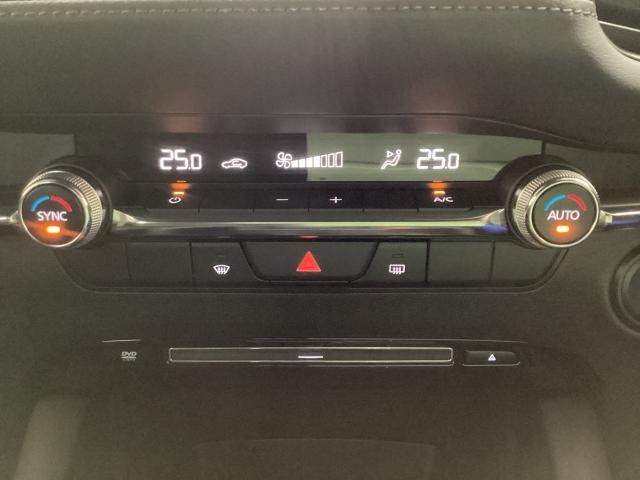 ＭＡＺＤＡ３ファストバック １．５　１５Ｓ　ツーリング　フルセグテレビ　レーンアシスト　アダプティブクルーズ　ワンオーナ　コーナーセンサー　ＤＶＤ　ＥＴＣ車載器　ＵＳＢ接続　ＬＥＤヘッド　記録簿　横滑り防止システム　ドライブレコーダー（19枚目）