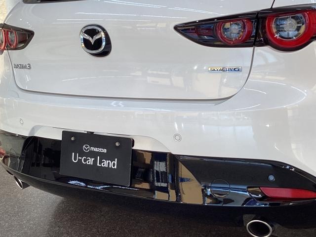 ＭＡＺＤＡ３ファストバック １．５　１５Ｓ　ツーリング　フルセグテレビ　レーンアシスト　アダプティブクルーズ　ワンオーナ　コーナーセンサー　ＤＶＤ　ＥＴＣ車載器　ＵＳＢ接続　ＬＥＤヘッド　記録簿　横滑り防止システム　ドライブレコーダー（28枚目）