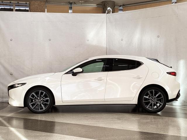 ＭＡＺＤＡ３ファストバック １．５　１５Ｓ　ツーリング　フルセグテレビ　レーンアシスト　アダプティブクルーズ　ワンオーナ　コーナーセンサー　ＤＶＤ　ＥＴＣ車載器　ＵＳＢ接続　ＬＥＤヘッド　記録簿　横滑り防止システム　ドライブレコーダー（36枚目）