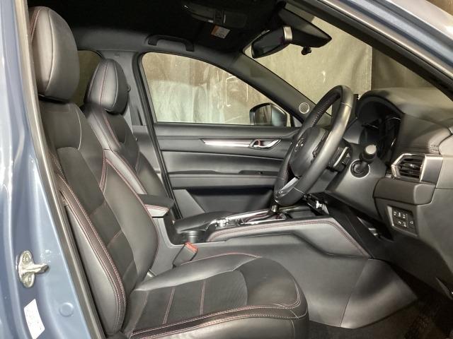 CX-5 2.5 25S スポーツ アピアランス 追従走行 DSC 地デジ 本革 LEDヘッドライト ETC車載器 Pシート BTオーディオ オートエアコン ドライブレコーダー メモリーナビ Pセンサー アドバンスドキー ナビTV オートライト(7枚目)