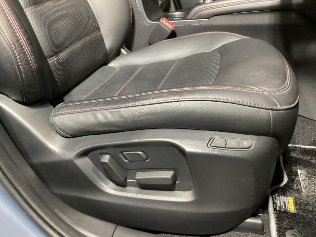 CX-5 2.5 25S スポーツ アピアランス 追従走行 DSC 地デジ 本革 LEDヘッドライト ETC車載器 Pシート BTオーディオ オートエアコン ドライブレコーダー メモリーナビ Pセンサー アドバンスドキー ナビTV オートライト(8枚目)