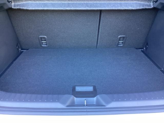 CX-3 1.5 15S 100周年特別記念車 7インチWVGAセンターディスプレイ 車線逸脱警報システム アドバンストスマートシティブレーキサポート付 (11枚目)